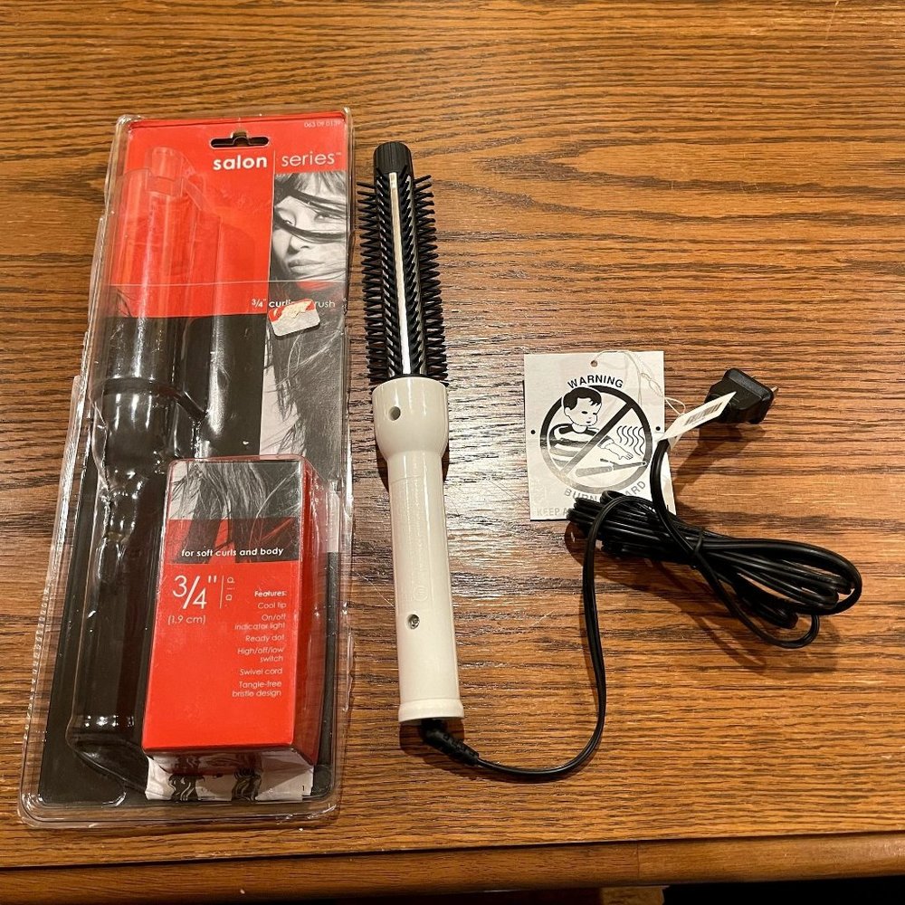 Salon Series White Curl Styling Brush 3/4" inch